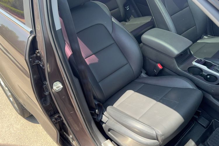 Used Hyundai Tucson 2015 1.6T Dual-Clutch Two-Wheel-Drive Smart Model Right Front Seat