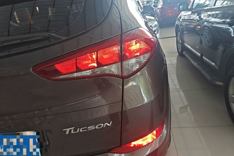 Used Hyundai Tucson 2015 1.6T Dual-Clutch Two-Wheel-Drive Smart Model Right Rear Taillight