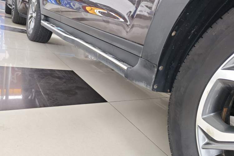 Used Hyundai Tucson 2015 1.6T Dual-Clutch Two-Wheel-Drive Leading Model Right Side Sill