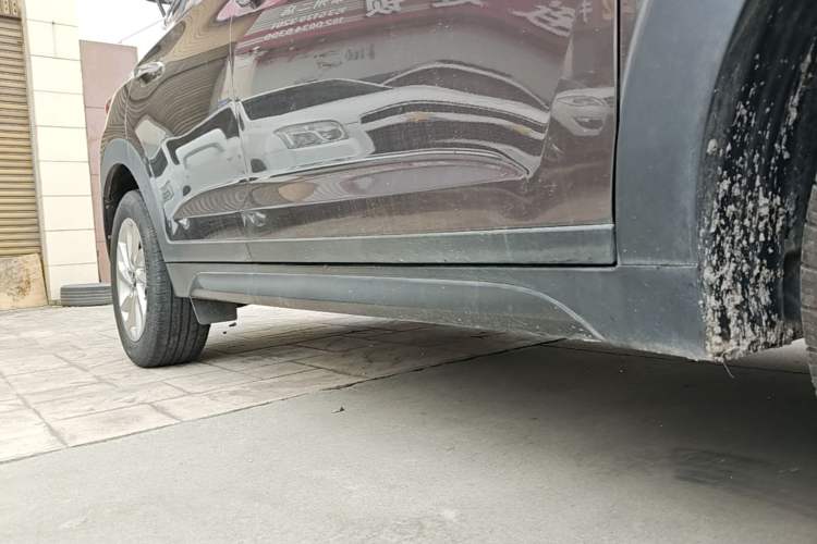 Used Hyundai Tucson 2015 1.6T Dual-Clutch Two-Wheel-Drive Smart Model Right Side Sill