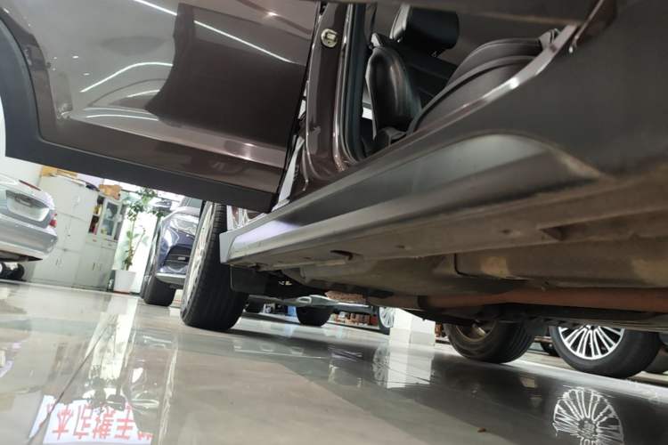 Used Hyundai Tucson 2015 1.6T Dual-Clutch Two-Wheel-Drive Smart Model Right Side Sill