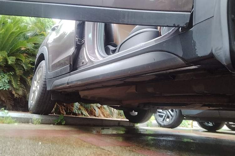 Used Hyundai Tucson 2015 1.6T Dual-Clutch Two-Wheel-Drive Smart Model Right Side Sill