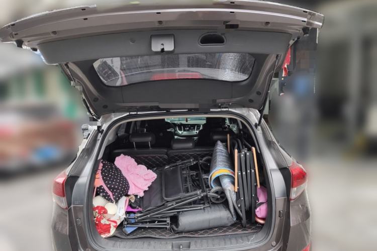 Used Hyundai Tucson 2015 1.6T Dual-Clutch Two-Wheel-Drive Smart Model Trunk