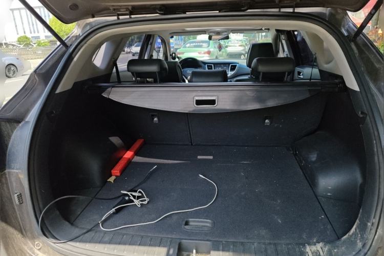 Used Hyundai Tucson 2015 1.6T Dual-Clutch Two-Wheel-Drive Smart Model Trunk