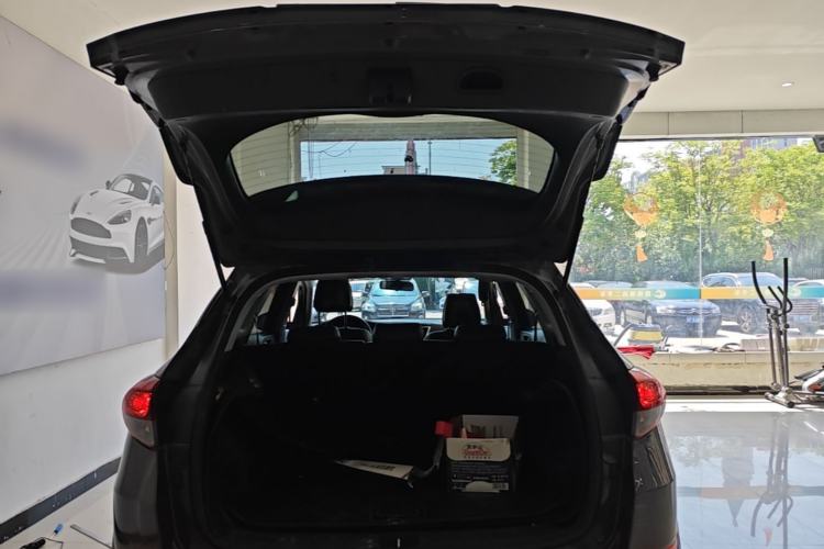 Used Hyundai Tucson 2015 1.6T Dual-Clutch Two-Wheel-Drive Smart Model Trunk