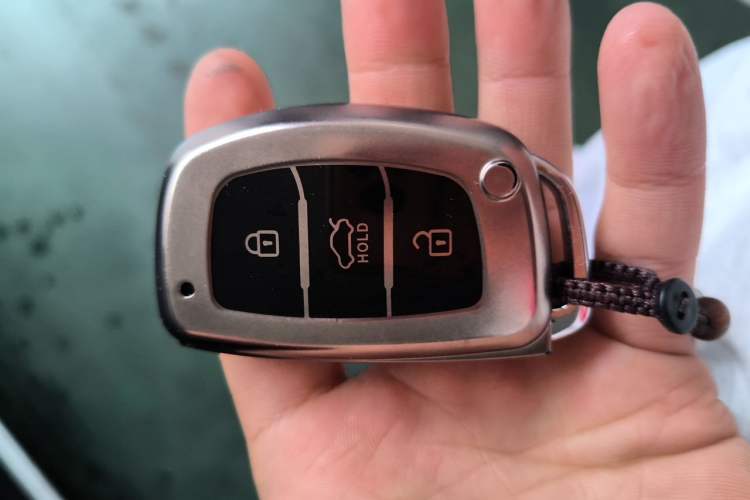 Used Hyundai Tucson 2015 1.6T Dual-Clutch Two-Wheel-Drive Smart Model Vehicle Key