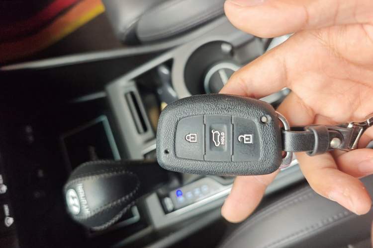 Used Hyundai Tucson 2015 1.6T Dual-Clutch Two-Wheel-Drive Leading Model Vehicle Key
