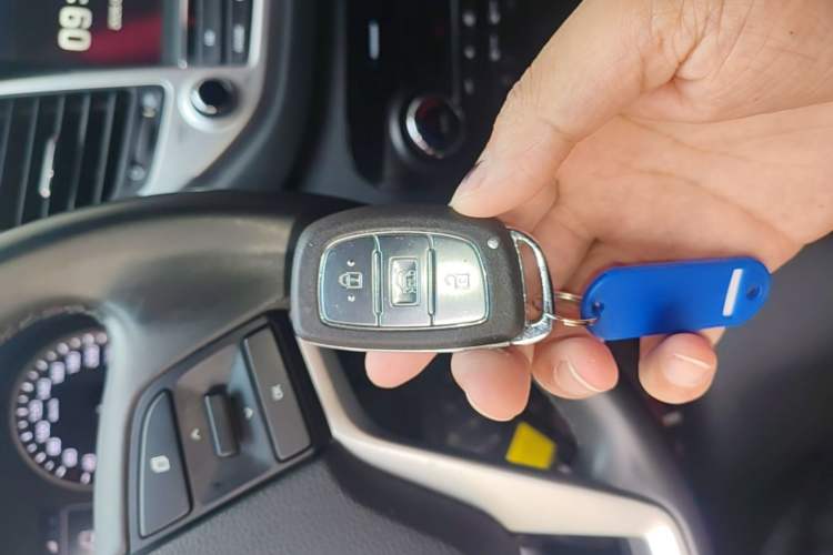 Used Hyundai Tucson 2015 1.6T Dual-Clutch Two-Wheel-Drive Smart Model Vehicle Key