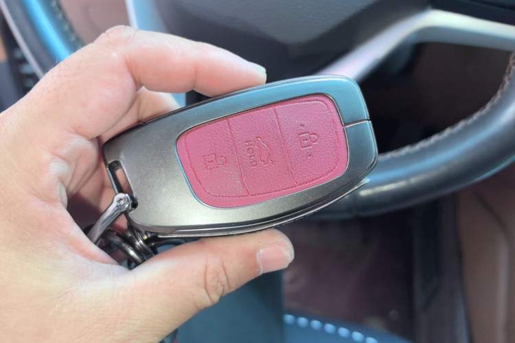 Used Hyundai Tucson 2015 1.6T Dual-Clutch Two-Wheel-Drive Smart Model Vehicle Key