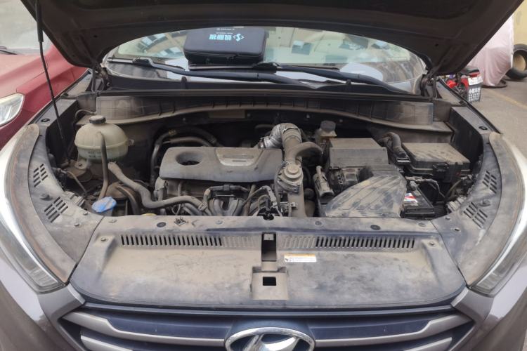 Used Hyundai Tucson 2015 1.6T Dual-Clutch Two-Wheel-Drive Smart Model Engine Bay