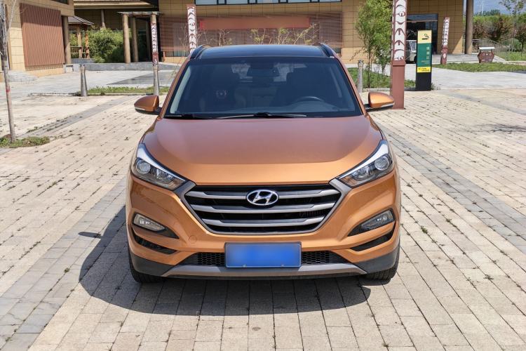 Used Hyundai Tucson 2015 1.6T Dual-Clutch Two-Wheel-Drive Smart Model Exterior 1