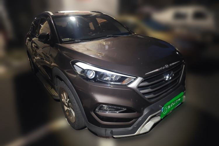 Used Hyundai Tucson 2015 1.6T Dual-Clutch Two-Wheel-Drive Smart Model Exterior 2
