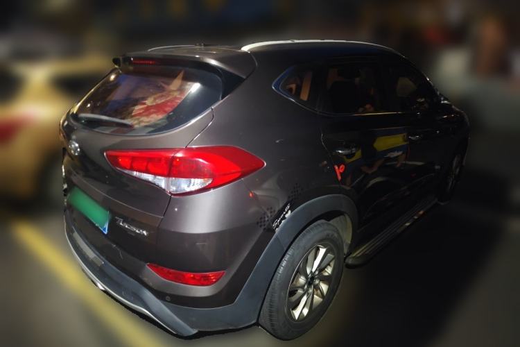 Used Hyundai Tucson 2015 1.6T Dual-Clutch Two-Wheel-Drive Smart Model Exterior 5