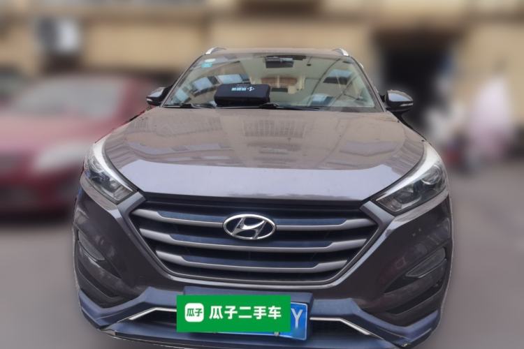 Used Hyundai Tucson 2015 1.6T Dual-Clutch Two-Wheel-Drive Smart Model Front