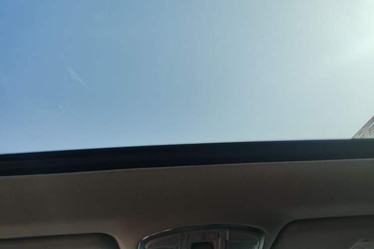 Used Hyundai Tucson 2015 1.6T Dual-Clutch Two-Wheel-Drive Smart Model Headliner