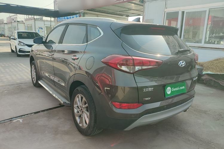Used Hyundai Tucson 2015 1.6T Dual-Clutch Two-Wheel-Drive Smart Model Rear Left 45 Deg