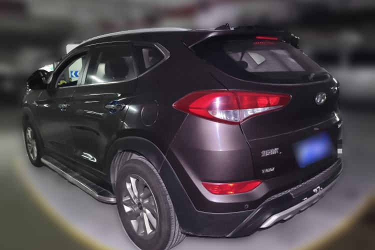 Used Hyundai Tucson 2015 1.6T Dual-Clutch Two-Wheel-Drive Smart Model Rear Left 45 Deg