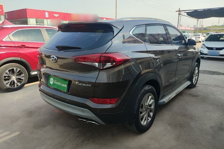 Used Hyundai Tucson 2015 1.6T Dual-Clutch Two-Wheel-Drive Smart Model Rear Right 45 Deg