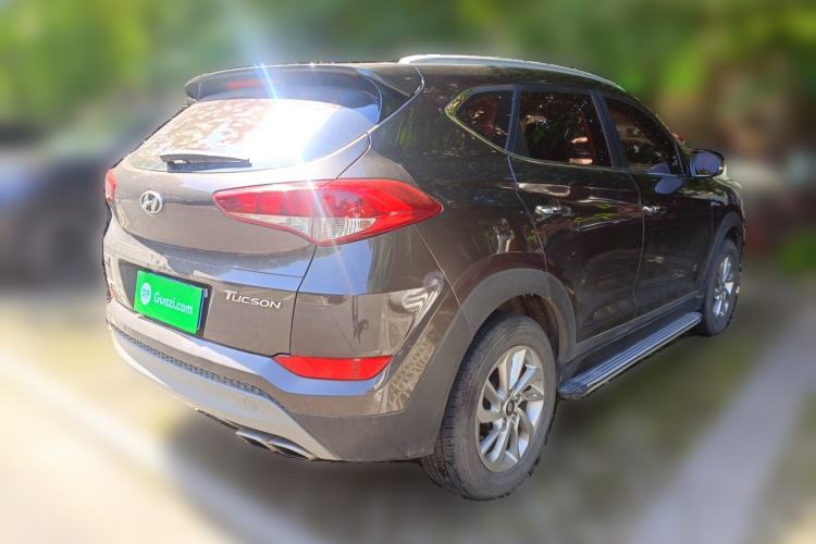 Used Hyundai Tucson 2015 1.6T Dual-Clutch Two-Wheel-Drive Smart Model Rear Right 45 Deg