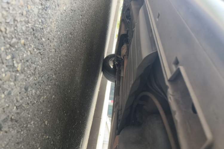 Used Hyundai Tucson 2015 2.0L Automatic Two-Wheel Drive Smart Version Chassis Rear Left