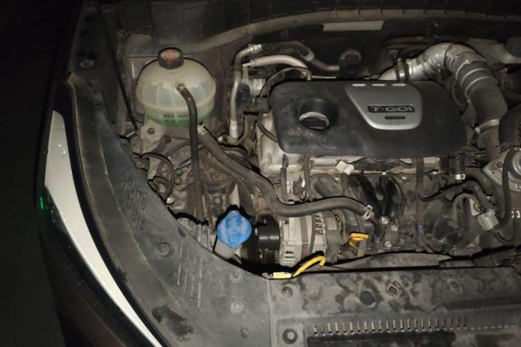 Used Hyundai Tucson 2015 1.6T Dual-Clutch Two-Wheel-Drive Smart Model Engine Bay Right