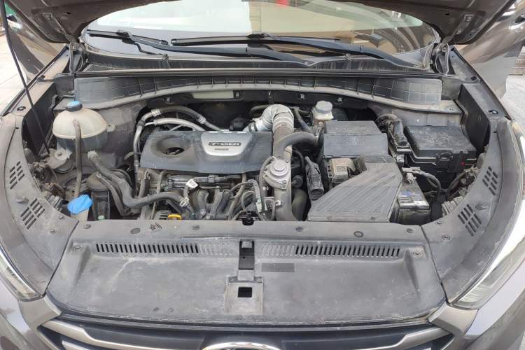 Used Hyundai Tucson 2015 1.6T Dual-Clutch Two-Wheel-Drive Smart Model Engine Bay