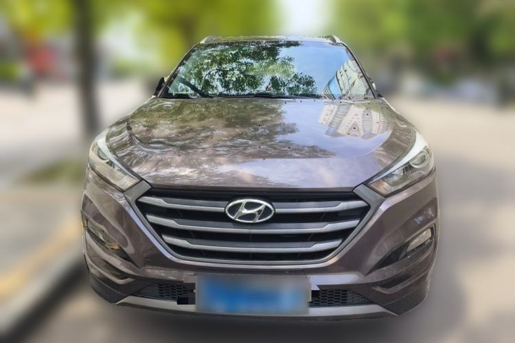 Used Hyundai Tucson 2015 2.0L Automatic Two-Wheel Drive Smart Version Front