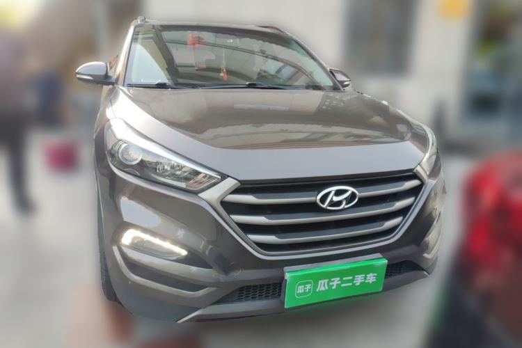 Used Hyundai Tucson 2015 1.6T Dual-Clutch Two-Wheel-Drive Smart Model Front