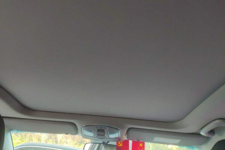 Used Hyundai Tucson 2015 1.6T Dual-Clutch Two-Wheel-Drive Smart Model Headliner