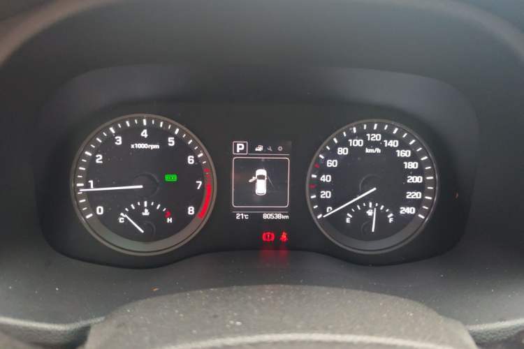 Used Hyundai Tucson 2015 1.6T Dual-Clutch Two-Wheel-Drive Smart Model Instrument Cluster