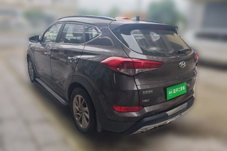 Used Hyundai Tucson 2015 1.6T Dual-Clutch Two-Wheel-Drive Smart Model Rear Left 45 Deg