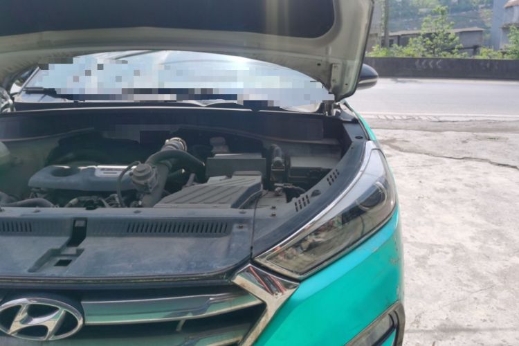 Used Hyundai Tucson 2015 1.6T Dual-Clutch Two-Wheel-Drive Smart Model Engine Bay Left