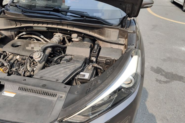 Used Hyundai Tucson 2015 1.6T Dual-Clutch Two-Wheel-Drive Smart Model Engine Bay Left