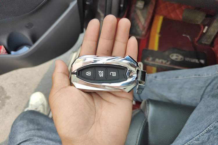 Used Hyundai Tucson 2015 1.6T Dual-Clutch Two-Wheel-Drive Smart Model Vehicle Key