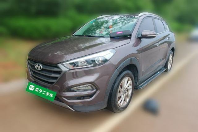 Ojetý Hyundai Tucson 2015 1.6T Dual-Clutch Two-Wheel-Drive Smart Model