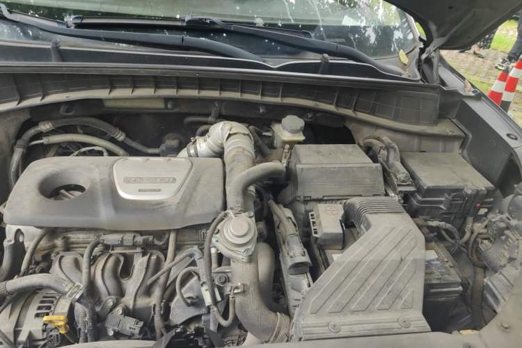 Used Hyundai Tucson 2015 1.6T Dual-Clutch Two-Wheel-Drive Smart Model Engine Bay Left