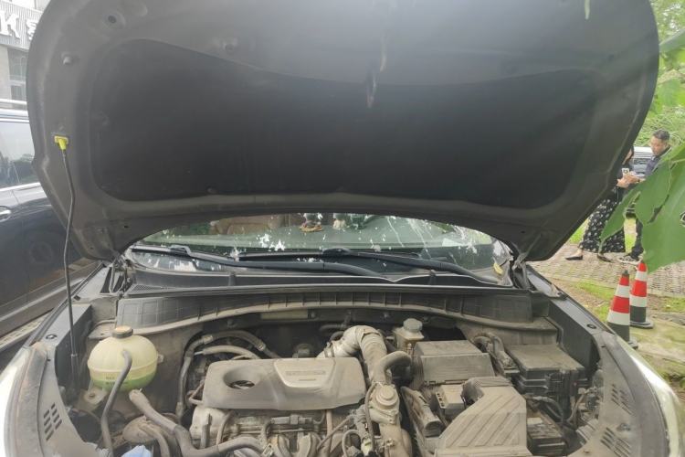 Used Hyundai Tucson 2015 1.6T Dual-Clutch Two-Wheel-Drive Smart Model Engine Bay