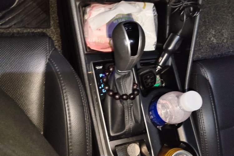 Used Hyundai Tucson 2015 1.6T Dual-Clutch Two-Wheel-Drive Smart Model Gear Lever
