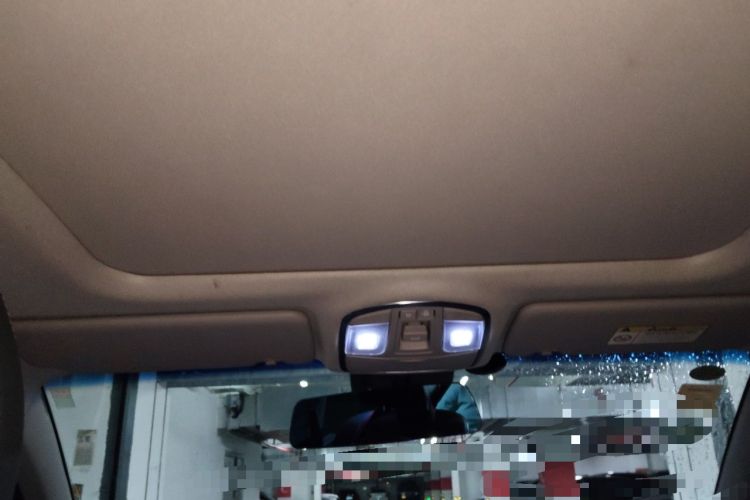 Used Hyundai Tucson 2015 1.6T Dual-Clutch Two-Wheel-Drive Smart Model Headliner
