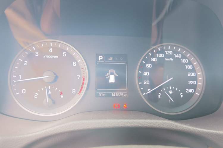 Used Hyundai Tucson 2015 1.6T Dual-Clutch Two-Wheel-Drive Smart Model Instrument Cluster