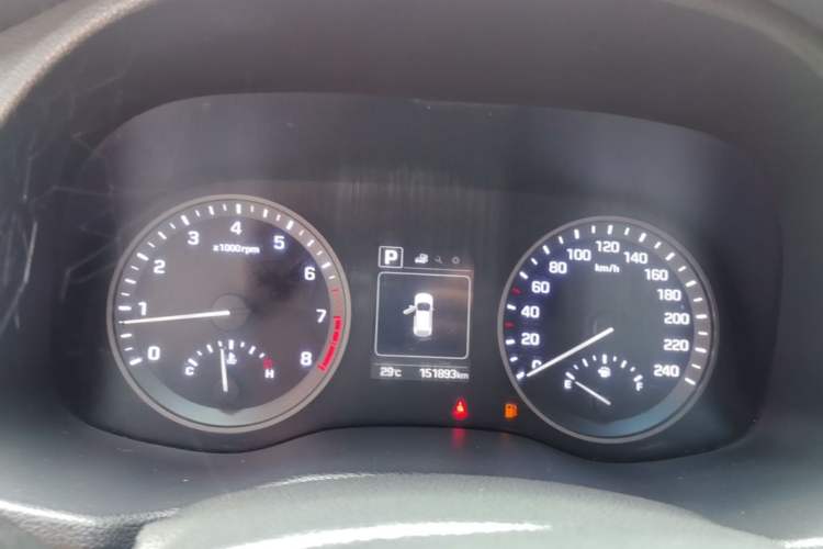 Used Hyundai Tucson 2015 1.6T Dual-Clutch Two-Wheel-Drive Smart Model Instrument Cluster
