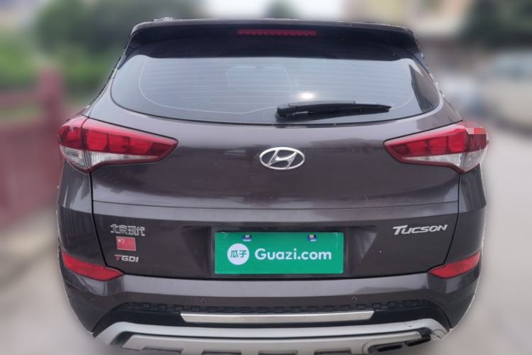 Used Hyundai Tucson 2015 1.6T Dual-Clutch Two-Wheel-Drive Smart Model Rear