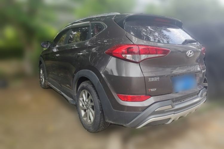 Used Hyundai Tucson 2015 1.6T Dual-Clutch Two-Wheel-Drive Smart Model Rear Left 45 Deg