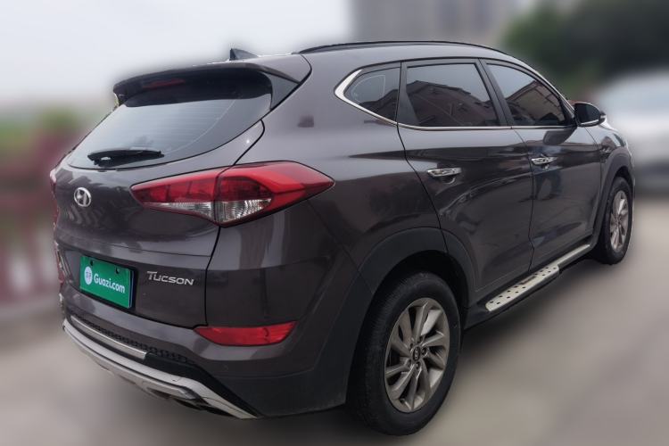 Used Hyundai Tucson 2015 1.6T Dual-Clutch Two-Wheel-Drive Smart Model Rear Right 45 Deg