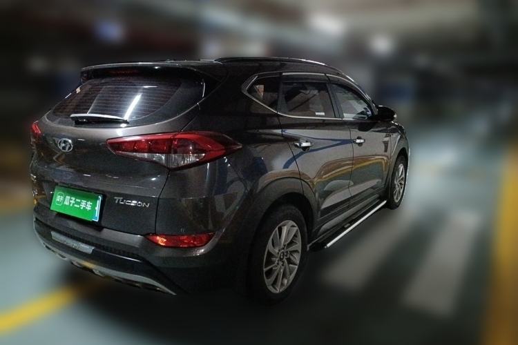 Used Hyundai Tucson 2015 1.6T Dual-Clutch Two-Wheel-Drive Smart Model Rear Right 45 Deg