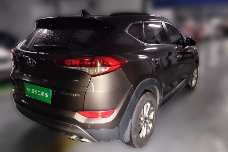 Used Hyundai Tucson 2015 1.6T Dual-Clutch Two-Wheel-Drive Smart Model Rear Right 45 Deg