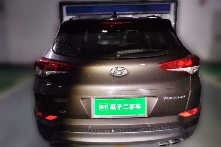 Used Hyundai Tucson 2015 1.6T Dual-Clutch Two-Wheel-Drive Smart Model Rear