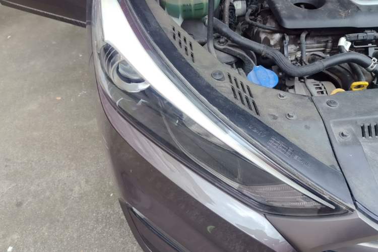 Used Hyundai Tucson 2015 1.6T Dual-Clutch Two-Wheel-Drive Smart Model Right Front Headlight