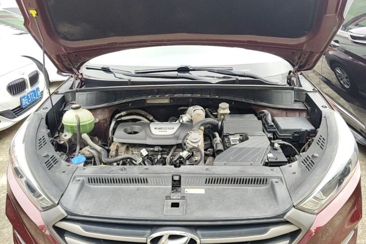Used Hyundai Tucson 2015 1.6T Dual-Clutch Two-Wheel-Drive Smart Model Engine Bay
