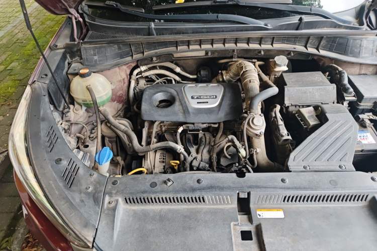 Used Hyundai Tucson 2015 1.6T Dual-Clutch Two-Wheel-Drive Smart Model Engine Bay Right